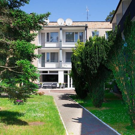 Osrodek Wczasowy Wrzos Lukecin Exterior photo