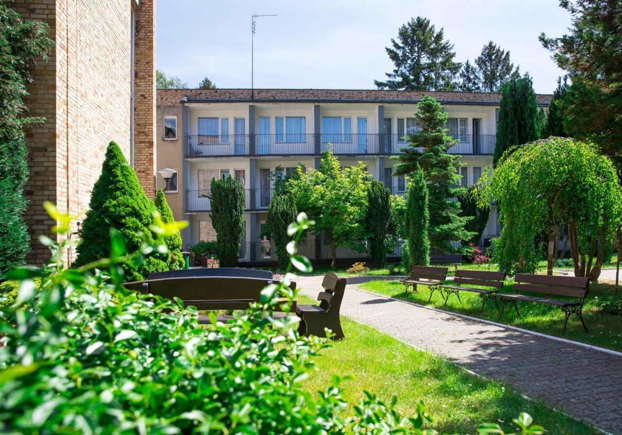 Osrodek Wczasowy Wrzos Lukecin Exterior photo