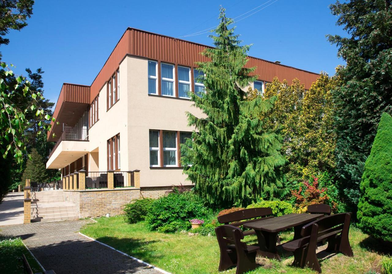 Osrodek Wczasowy Wrzos Lukecin Exterior photo